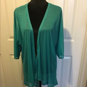LuLaRoe Sheer Lindsay with chevron pattern